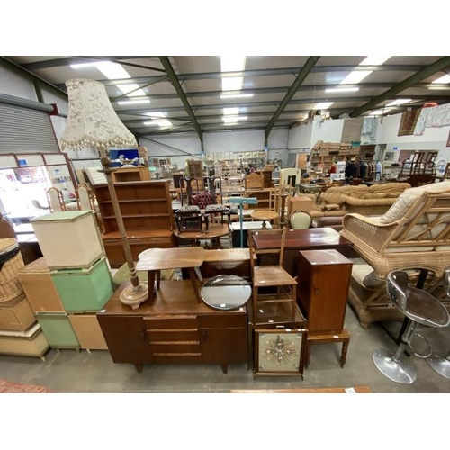 112 - Denby & Spinks Ltd oak sideboard 87H 138W 50D, frameless 1950's mirror 50cm diameter, satinwood stan... 