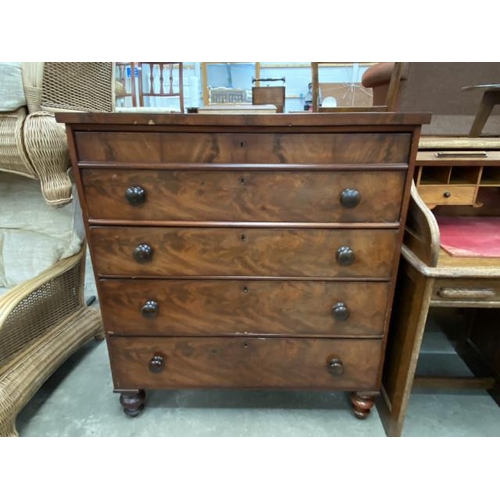 123 - Victorian mahogany 4 drawer chest on bun feet 118H 107W 49D