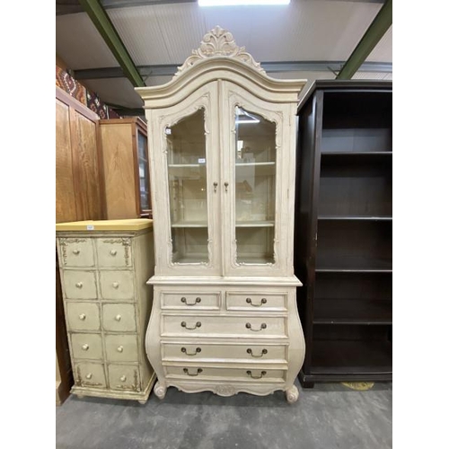 139 - Good quality French display cabinet 215H 90W 46D