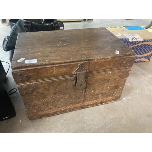 421 - Oak chest 30H 46W 29D