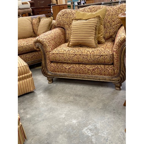 170 - Good quality ‘Duresta’ 3 piece suite (2 armchairs 142W & settee 260W) and 2 box footstools 40H 70W 6... 