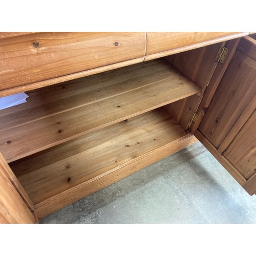 149 - Good quality pine dresser base with 3 drawers and 3 doors 91H 154W 50D