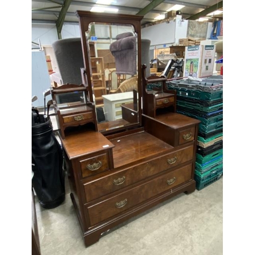 139 - Victorian mahogany dressing chest 165H 115W 51D