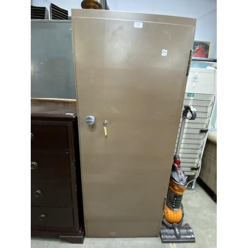 29 - Vickers Armstrongs (Engineers) Limited metal cupboard with shelves to the interior and 2 keys 152H 6... 