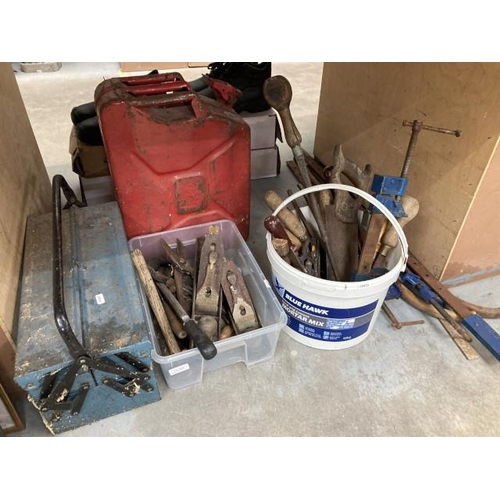 502 - Qty of tools inc.  metal jerry can, wood working planes, sash clamps, hand tools, metal tool box etc... 