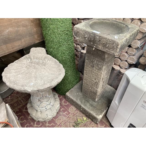 526 - 2 stone effect bird baths 45 H & 70H