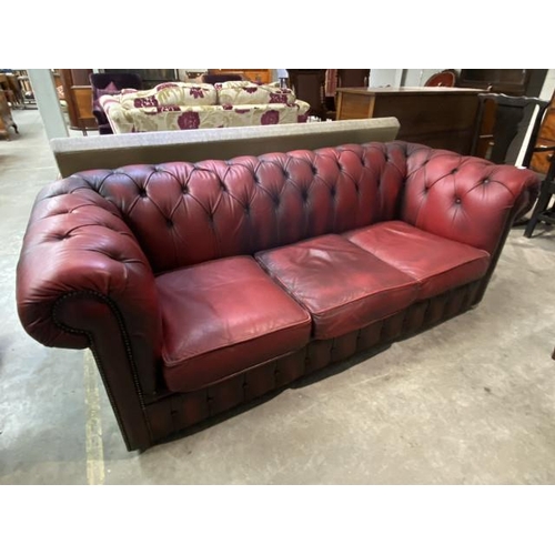 72 - Ox blood leather button back Chesterfield settee 200W