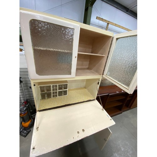 31 - Vintage 1950/60’s kitchenette 180H 85W 40D