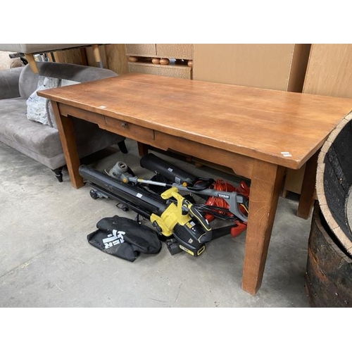 142 - Solid oak farmhouse kitchen table with one drawer 76H 180W 90D