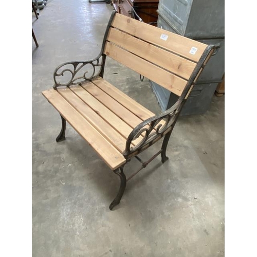 170 - Pine/metal garden chair 63W