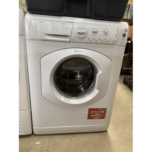 217 - Hotpoint WML520 washing machine 60W