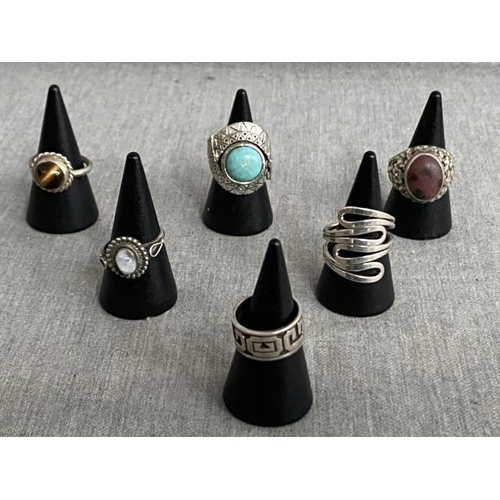 327 - 6 rings inc. silver, turquoise, tigers eye etc. (Various sizes)