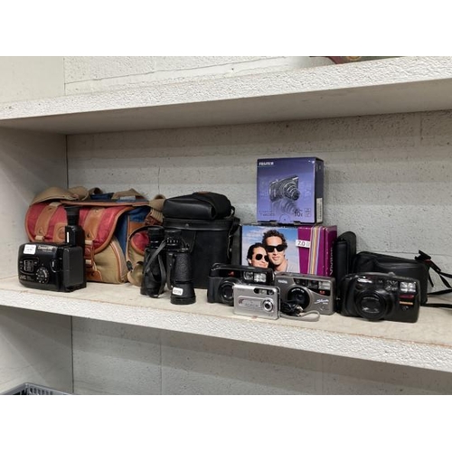 369 - Cased Solus 8x40 binoculars, Halina silhouette camera, JVC compact camcorder, Fujfilm T200 camera, S... 