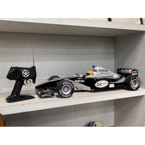 372 - Xin Qiang D2 Speed Surprass Formula 1 remote control car with controller