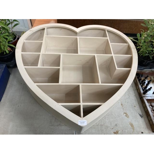 415 - Heart shaped wall shelf 82 x 82cm