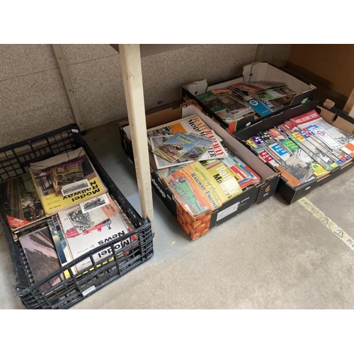 460 - 4 boxes of 1960's/70's train magazines 'The Model Railway News', 'Railway Modeller', 'Great Trains' ... 