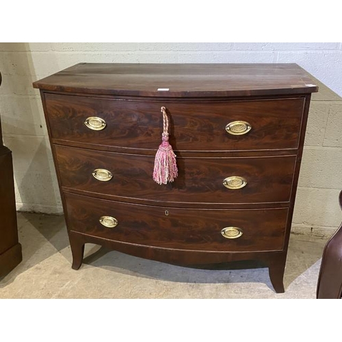 124 - George lll mahogany bow front chest 93H 105W 53D