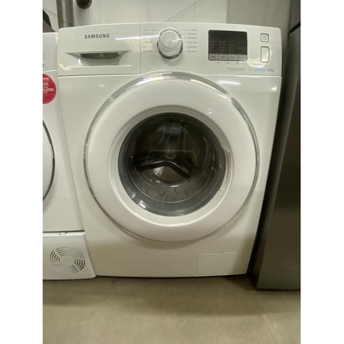 35 - Samsung WF80F5E2W4W/EU Eco Bubble 8kg washing machine 60W