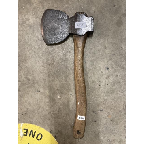 428 - Axe 45cm long