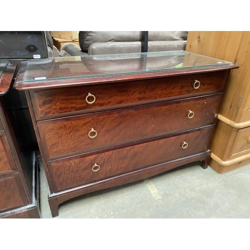 128 - Stag Minstrel mahogany 3 drawer chest 71H 106W 47D