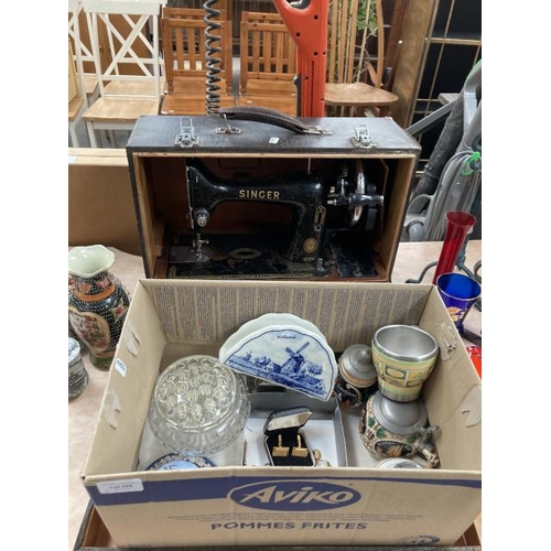 495 - Cased Singer sewing machine EK038293 and a box of collectables including, beer steins, Royal Worcest... 