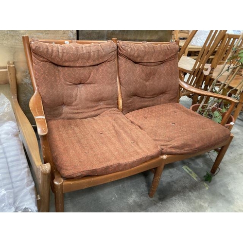 518 - Mid Century Parker Knoll teak settee (will require re upholstering) 120W