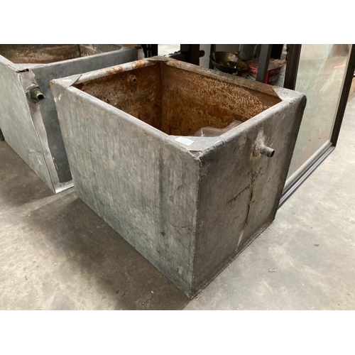 529 - Galvanised water tank/planter 50H 61W 47D