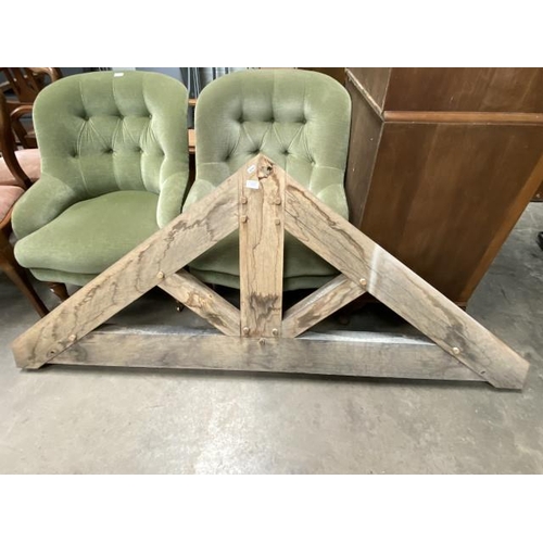 57 - Oak roof truss 188W 76H