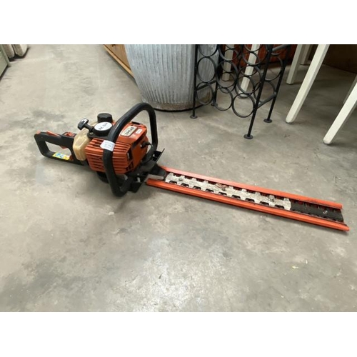 103 - STIHL HS74 petrol  hedge trimmer (in working order)