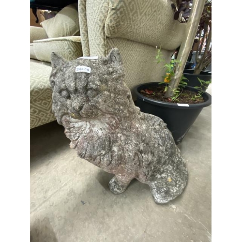 168 - Stone effect garden 'Cat' 40H