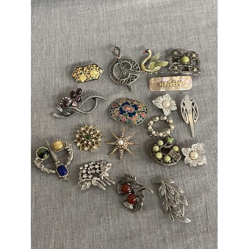 390 - 15 vintage brooches, scarf clip & pair of clip earrings inc. enamel, marcasite, Celtic etc.