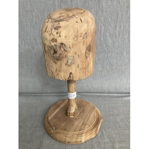 409 - Reproduction wooden hat block