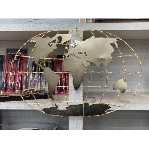 416 - Light up wall hanging map of 'The World'