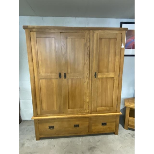 49 - Oak Furniture Land 3 door/2 drawer wardrobe 188H 154W 59D