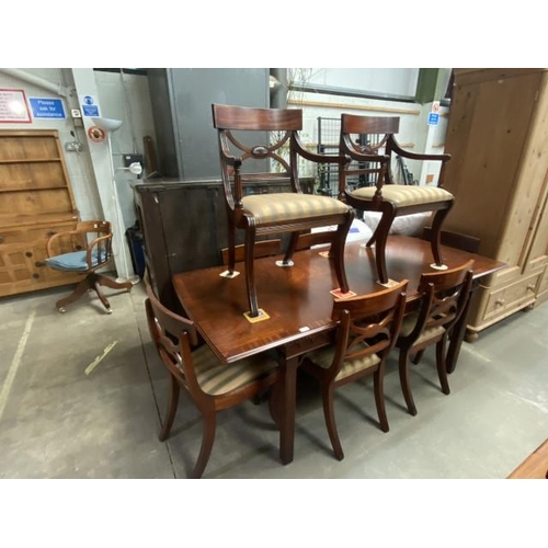 82 - Mahogany Regency style dining table 77H 195W 90D and 8 chairs including 2 carvers