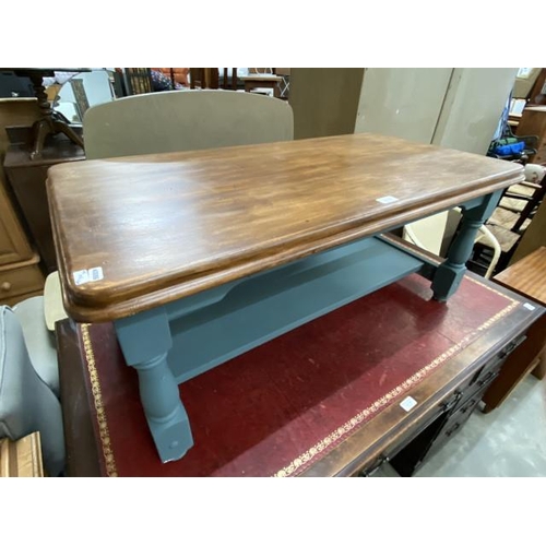 195 - Painted pine coffee table 45H 105W 54D