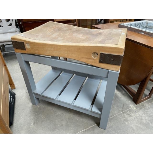 118 - Good quality butchers block 84H 92W 60D