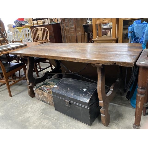 123 - French oak dining table 75H 171W 78D