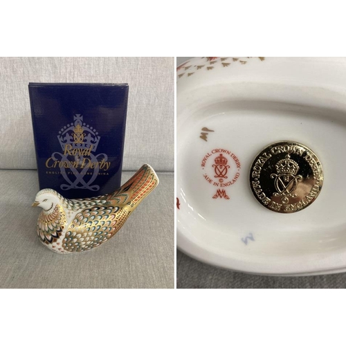 288 - Royal Crown Derby ‘Turtle Dove’ paperweight with gold stopper & box (in excellent condition)