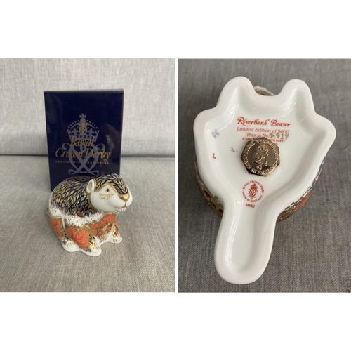 289 - Royal Crown Derby ‘Riverbank Beaver’ paperweight with gold stopper MMII with box (in excellent condi... 