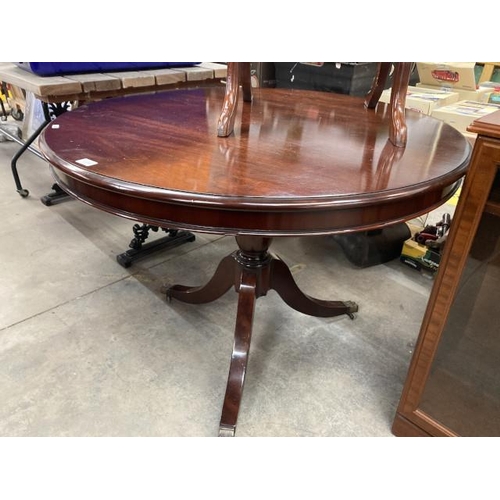 456 - Good quality mahogany pedestal centre table 75H 100cm diameter