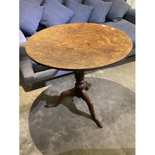 87 - George III oak tripod table 71H 85cm diameter