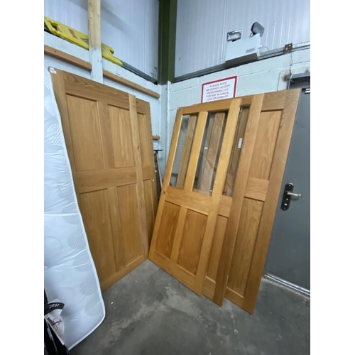 13 - 3 oak panelled internal doors & 2 oak glazed internal doors (197H 76W 3.5D approximately)