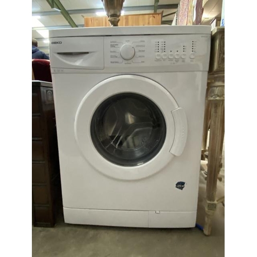 27 - BEKO WM622W 6kg 1200 spin washing machine 60W