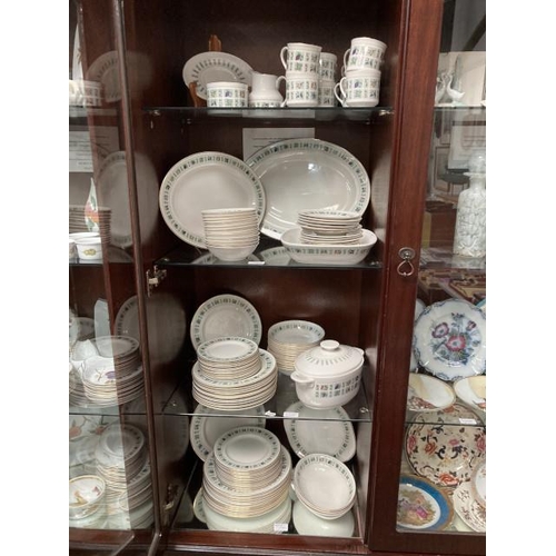 434 - 107 pieces of Royal Doulton 'Tapestry' T.C.1024 tableware's