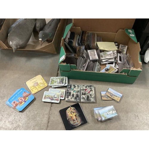 499 - Box of fridge magnets & glass coasters, NEW ex shop stock