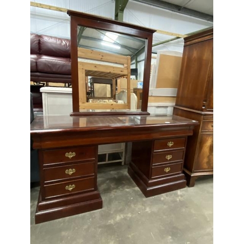 97 - Mahogany eight drawer dressing table 72H 140W 46D and a matching mirror 96H 85W 8D