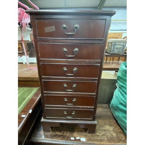 167 - Mahogany six drawer chest 90H 47W 32D