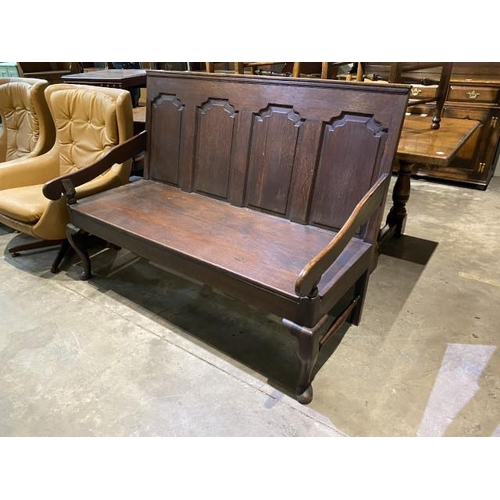 58 - Georgian oak settle 105H 147W 75D