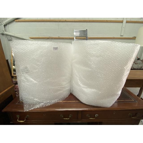 93 - 2 rolls of 500mm x 100m small bubble wrap (new)